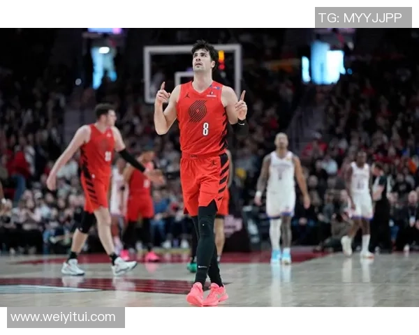 开拓者与骑士激战正酣球迷期待精彩对决与精彩瞬间